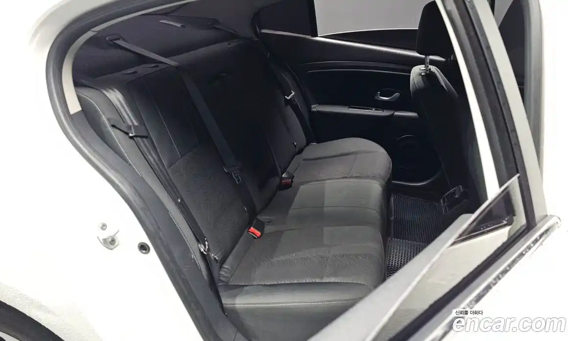 Renault SM3 2014 1.6 гидро в Москве № 796728, фото 12