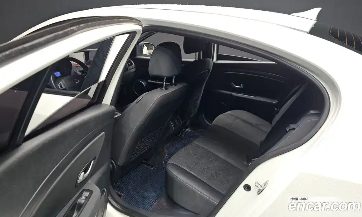 Renault SM3 2014 1.6 гидро в Москве № 796728, фото 13