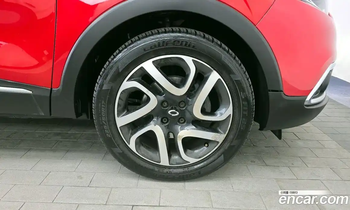 Renault QM3 2015 1.5 Автомат в Москве № 796745, фото 5