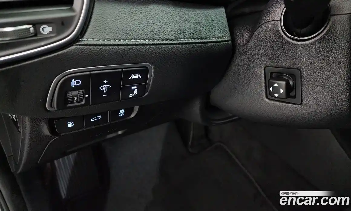 Hyundai Grandeur 2017 2.4 Автомат в Москве № 796903, фото 14