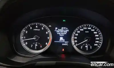Hyundai Grandeur 2017 2.4 Автомат в Москве № 796903, миниатюра 8