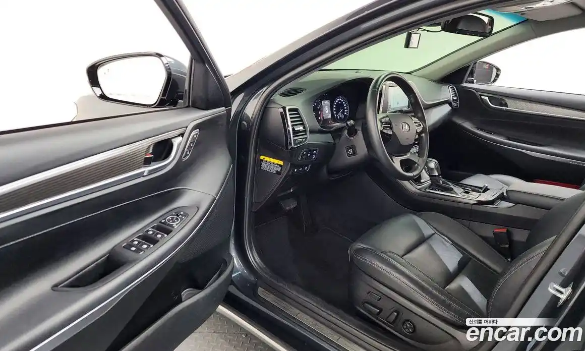 Hyundai Grandeur 2017 2.4 Автомат в Москве № 796903, фото 10