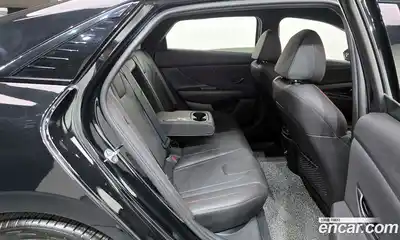 Hyundai Avante 2024 1.6 Автомат в Москве № 796949, миниатюра 12