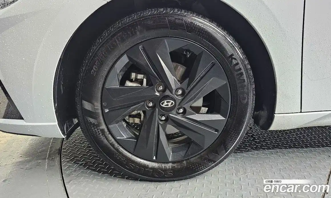 Hyundai Avante 2022 1.6 Автомат в Москве № 796965, фото 5