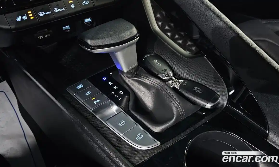 Hyundai Avante 2022 1.6 Автомат в Москве № 796965, фото 9