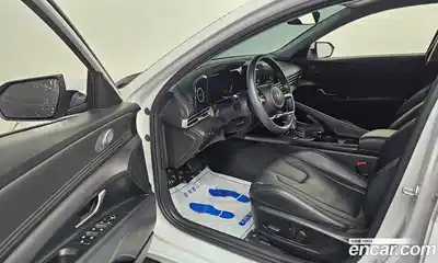 Hyundai Avante 2022 1.6 Автомат в Москве № 796965, миниатюра 10