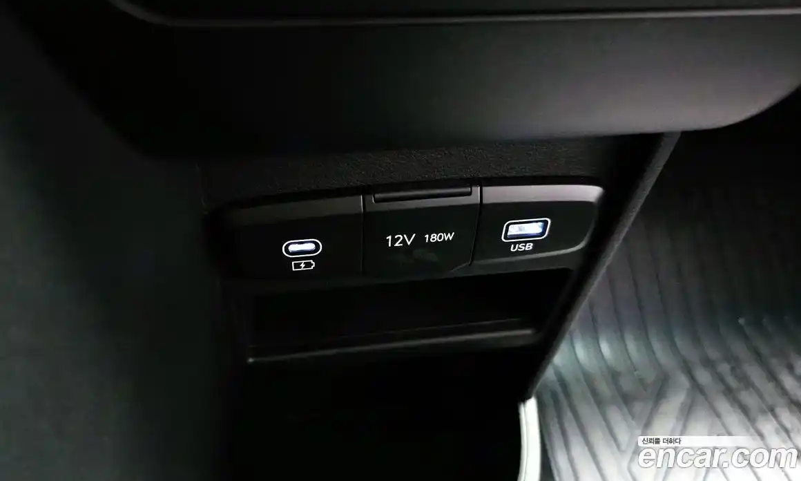 Hyundai Staria 2025 2.2 Автомат в Москве № 796984, фото 16