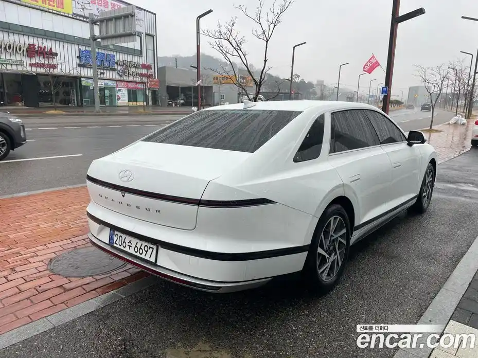 Hyundai Grandeur 2023 2.5 Автомат в Москве № 797003, фото 4