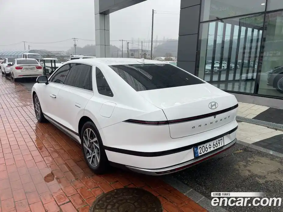 Hyundai Grandeur 2023 2.5 Автомат в Москве № 797003, фото 5