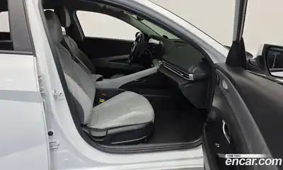 Hyundai Avante 2022 1.6 Автомат в Москве № 797104, миниатюра 11