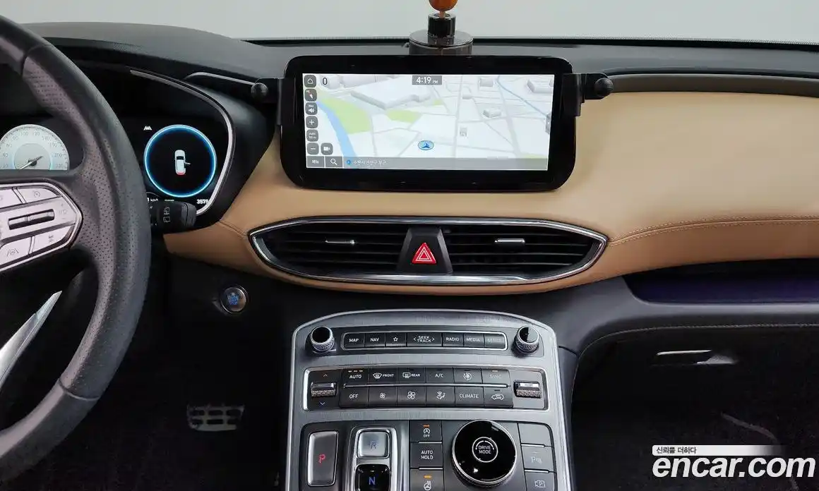 Hyundai Santa Fe 2023 2.5 Автомат в Москве № 797120, фото 14