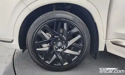 Hyundai Santa Fe 2023 2.5 Автомат в Москве № 797120, миниатюра 5