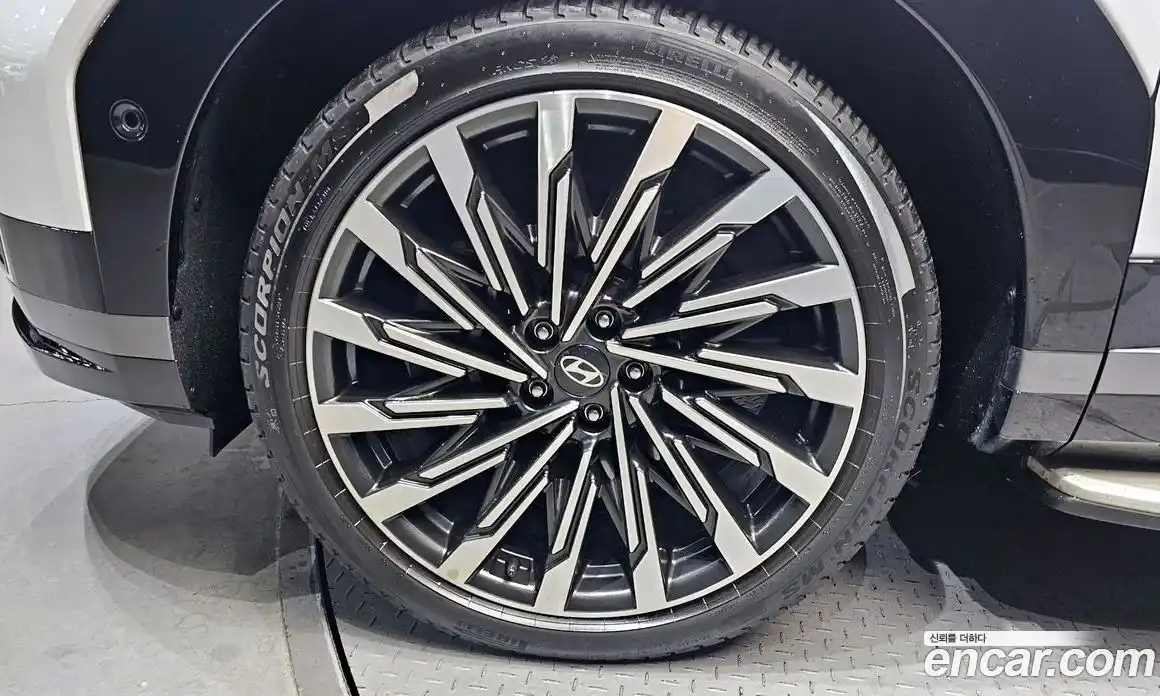 Hyundai Santa Fe 2024 2.5 Автомат в Москве № 797129, фото 5