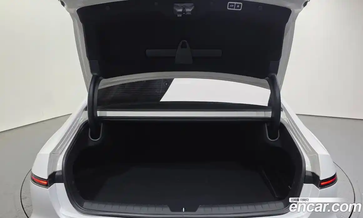 Hyundai Grandeur 2023 3.5 Автомат в Москве № 797135, фото 20