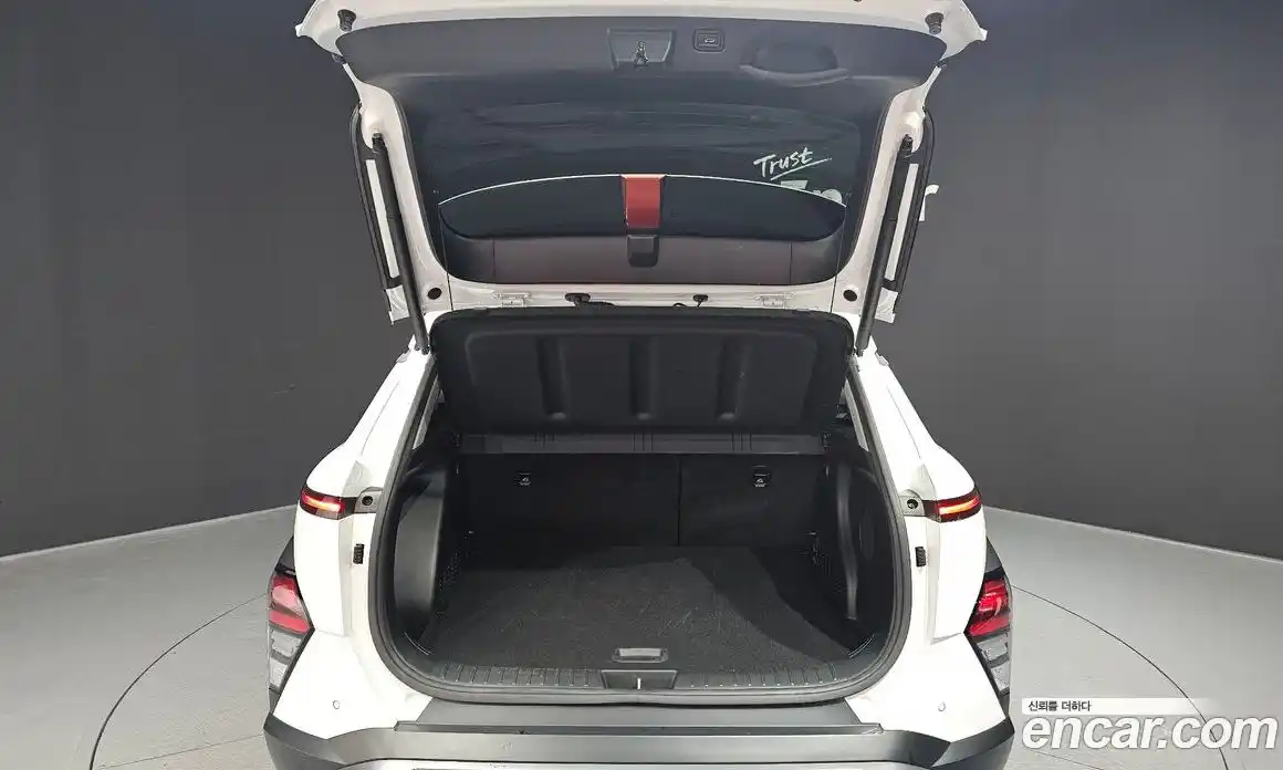 Hyundai Kona 2023 1.6 Автомат в Москве № 797182, фото 20