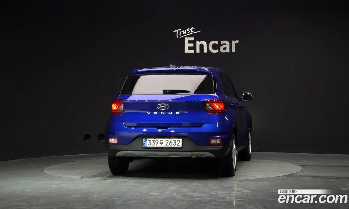 Hyundai Venue 2023 1.6 гидро в Москве № 797221, фото 4