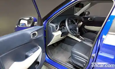 Hyundai Venue 2023 1.6 гидро в Москве № 797221, миниатюра 10