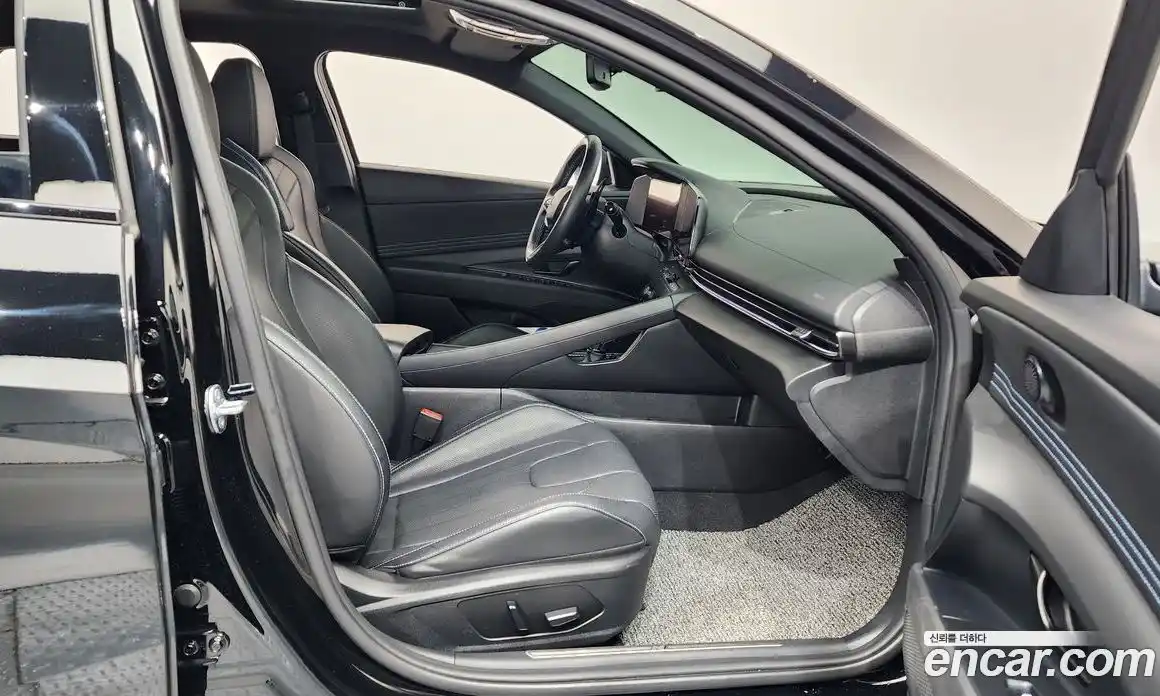 Hyundai Avante 2024 2.0 Автомат в Москве № 797342, фото 11