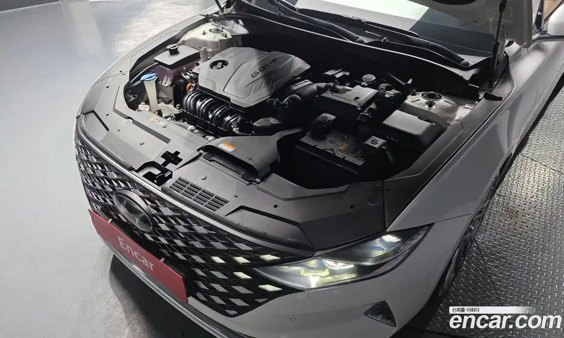 Hyundai Grandeur 2020 2.5 Автомат в Москве № 797361, фото 8