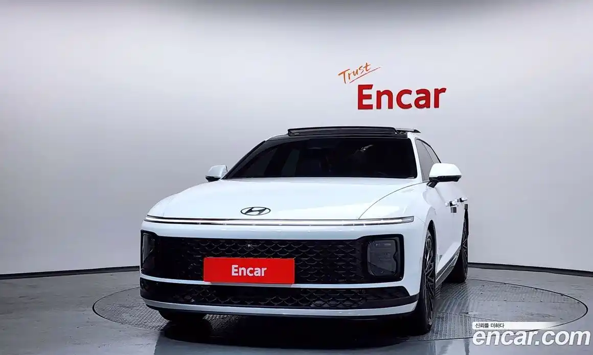 Hyundai Grandeur 2023 1.6 Автомат в Москве № 797375, фото 3