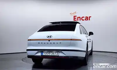 Hyundai Grandeur 2023 1.6 Автомат в Москве № 797375, миниатюра 4