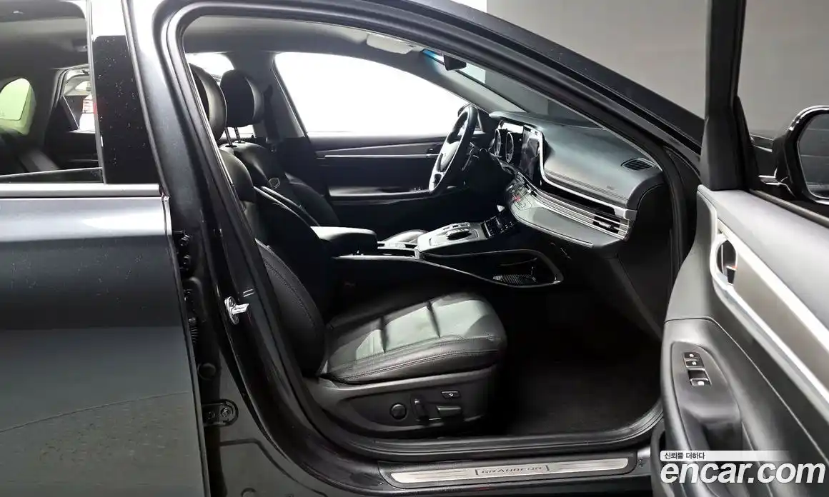 Hyundai Grandeur 2021 2.5 Автомат в Москве № 797419, фото 11