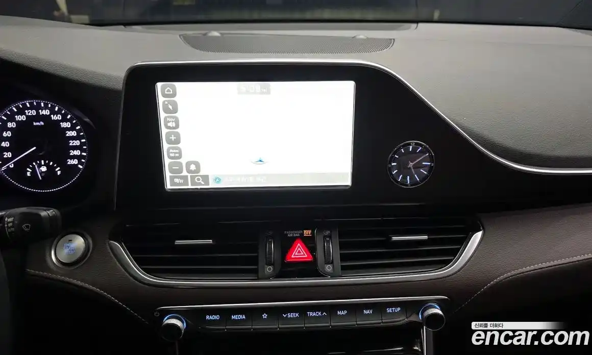 Hyundai Grandeur 2018 2.4 Автомат в Москве № 797451, фото 14