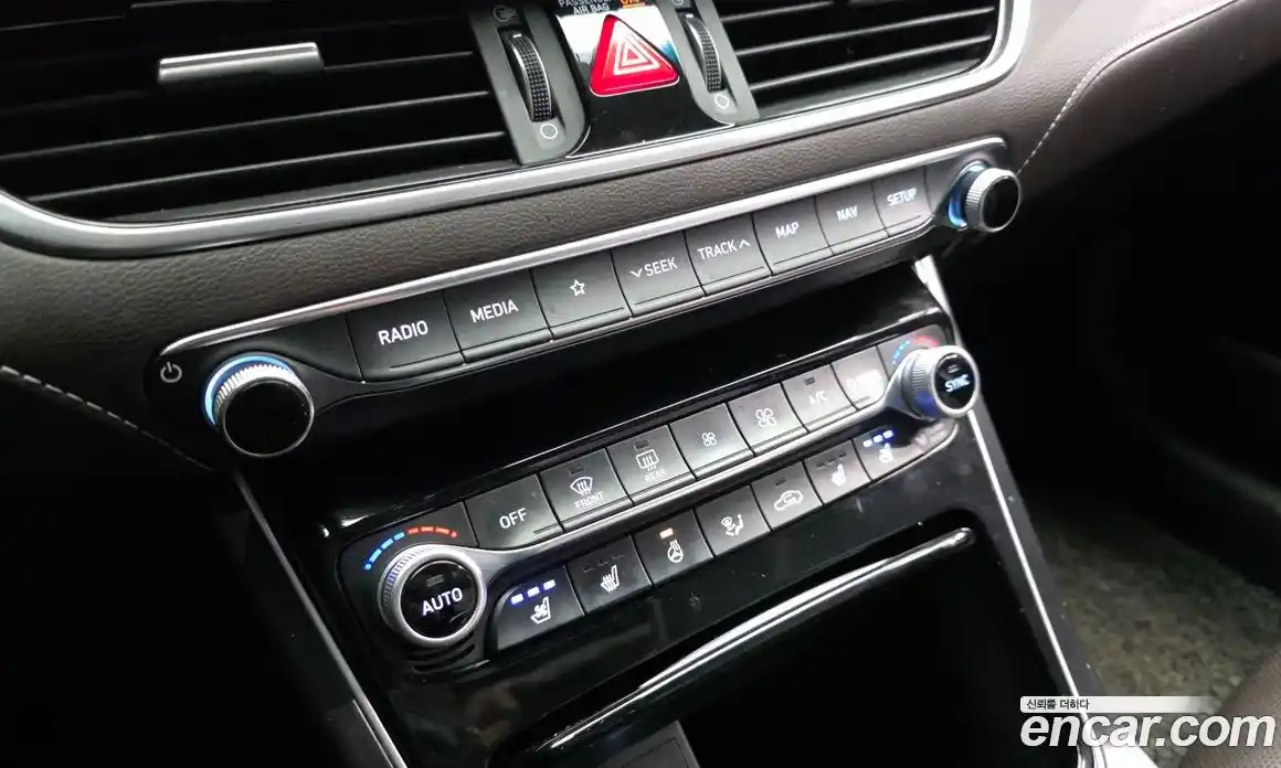 Hyundai Grandeur 2018 2.4 Автомат в Москве № 797451, фото 16