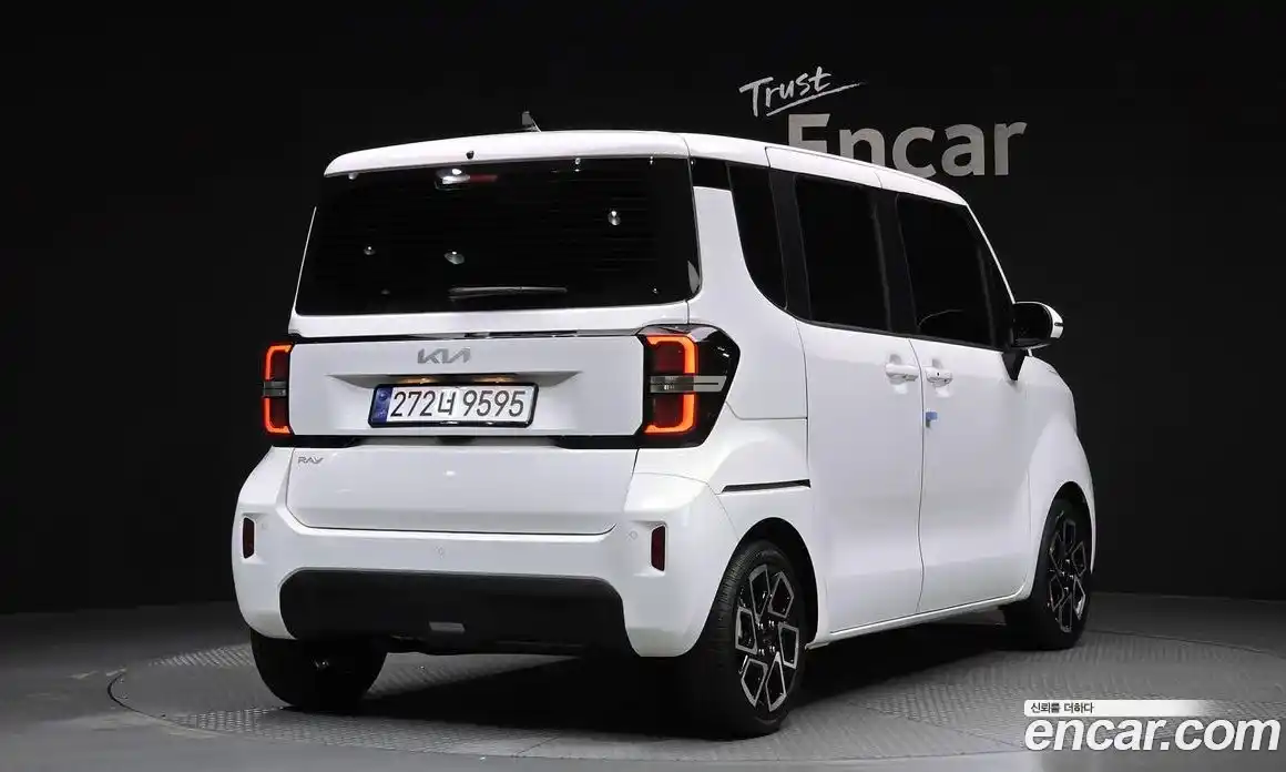 Kia Ray 2026 1.0 Автомат в Москве № 797469, фото 2