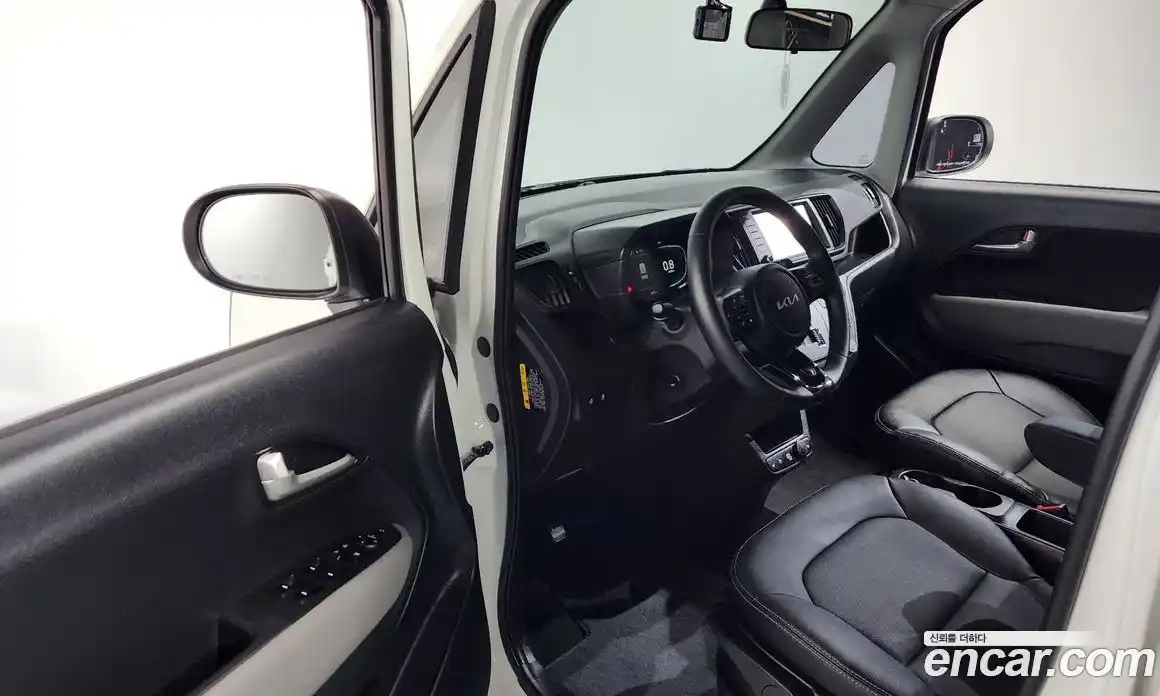 Kia Ray 2024 1.0 Автомат в Москве № 797509, фото 10