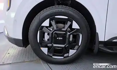 Kia Canival 2025 3.5 Автомат в Москве № 797572, миниатюра 5