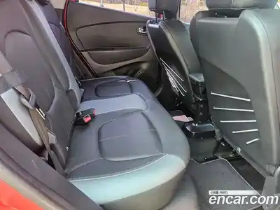 Renault QM3 2017 1.5 Автомат в Москве № 797589, миниатюра 11