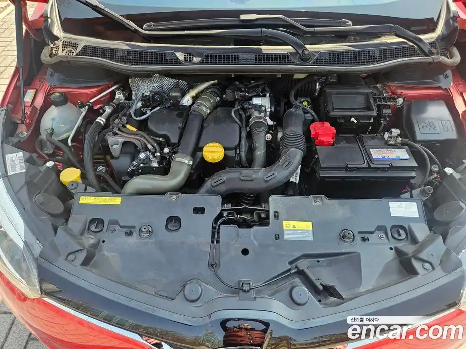 Renault QM3 2017 1.5 Автомат в Москве № 797589, фото 20