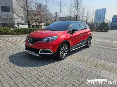 Renault QM3 2017 1.5 Автомат в Москве № 797589, миниатюра 2
