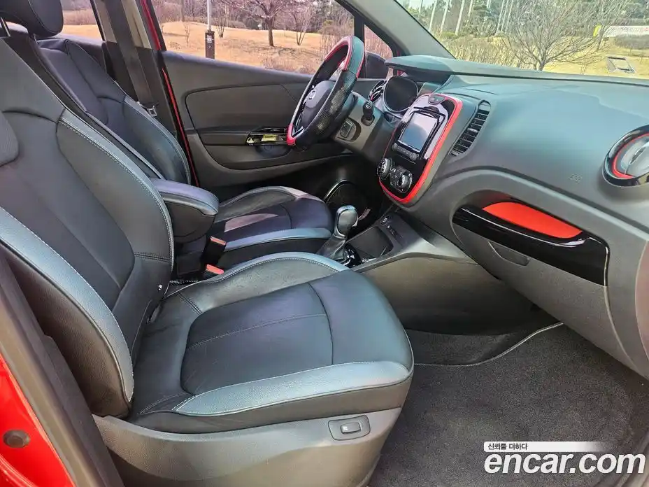 Renault QM3 2017 1.5 Автомат в Москве № 797589, фото 10