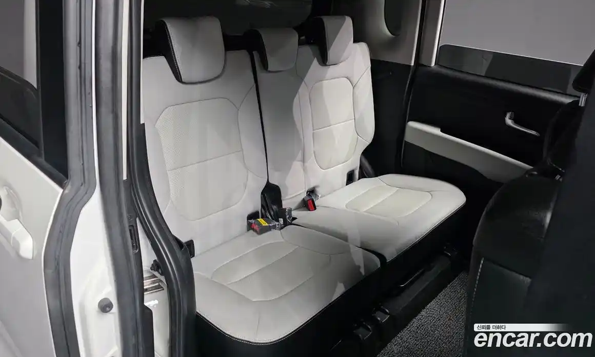 Kia Ray 2024 1.0 Автомат в Москве № 797602, фото 12