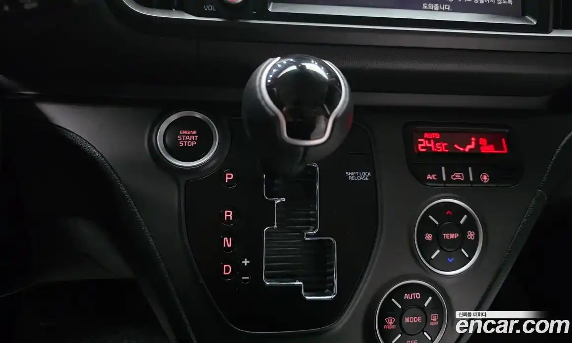 Kia Ray 2024 1.0 Автомат в Москве № 797602, фото 9