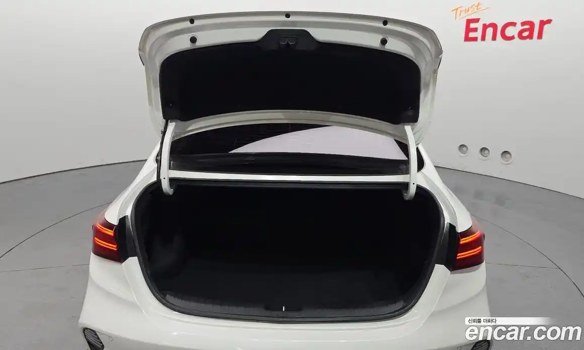 Kia K3 2022 1.6 Автомат в Москве № 797663, фото 20