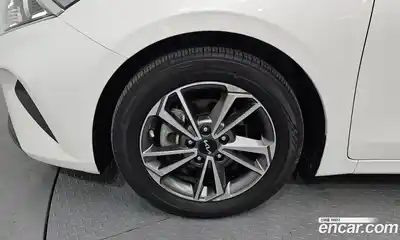 Kia K3 2022 1.6 Автомат в Москве № 797663, миниатюра 5