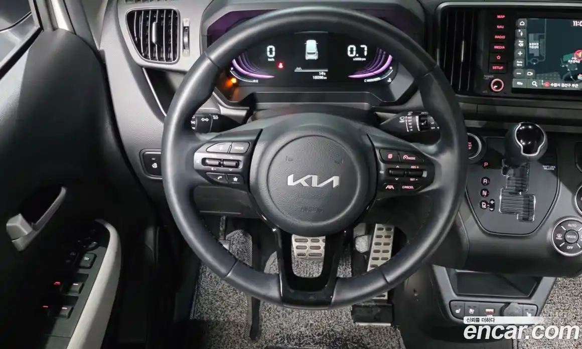 Kia Ray 2023 1.0 Автомат в Москве № 797714, фото 13