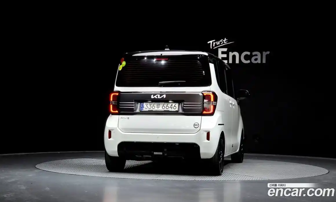 Kia Ray 2023 1.0 Автомат в Москве № 797714, фото 4