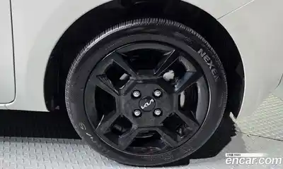 Kia Ray 2023 1.0 Автомат в Москве № 797714, миниатюра 5