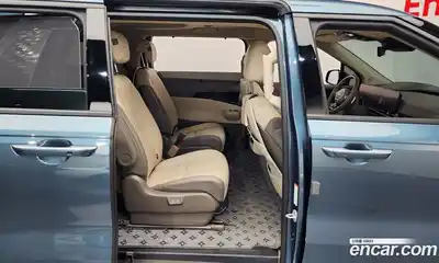 Kia Canival 2023 3.5 Автомат в Москве № 797756, миниатюра 12