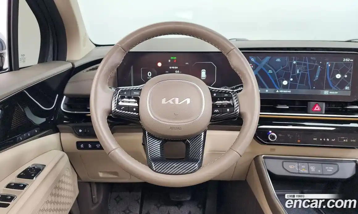 Kia Canival 2023 3.5 Автомат в Москве № 797756, фото 13