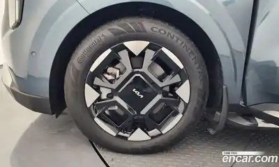 Kia Canival 2023 3.5 Автомат в Москве № 797756, миниатюра 5