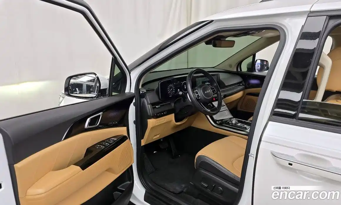 Kia Canival 2023 3.5 Автомат в Москве № 797781, фото 10