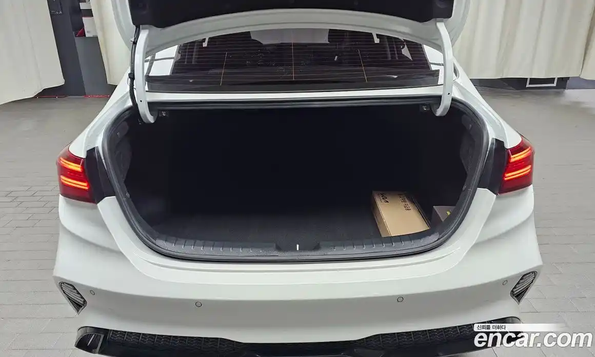 Kia K3 2024 1.6 Автомат в Москве № 797816, фото 20