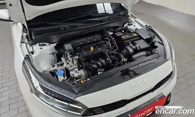 Kia K3 2024 1.6 Автомат в Москве № 797816, миниатюра 6