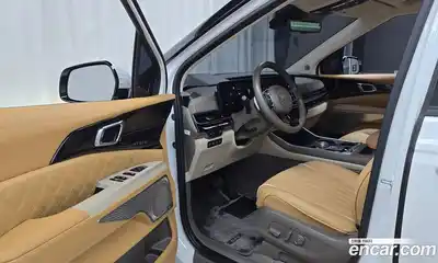 Kia Canival 2024 3.5 Автомат в Москве № 797852, миниатюра 10