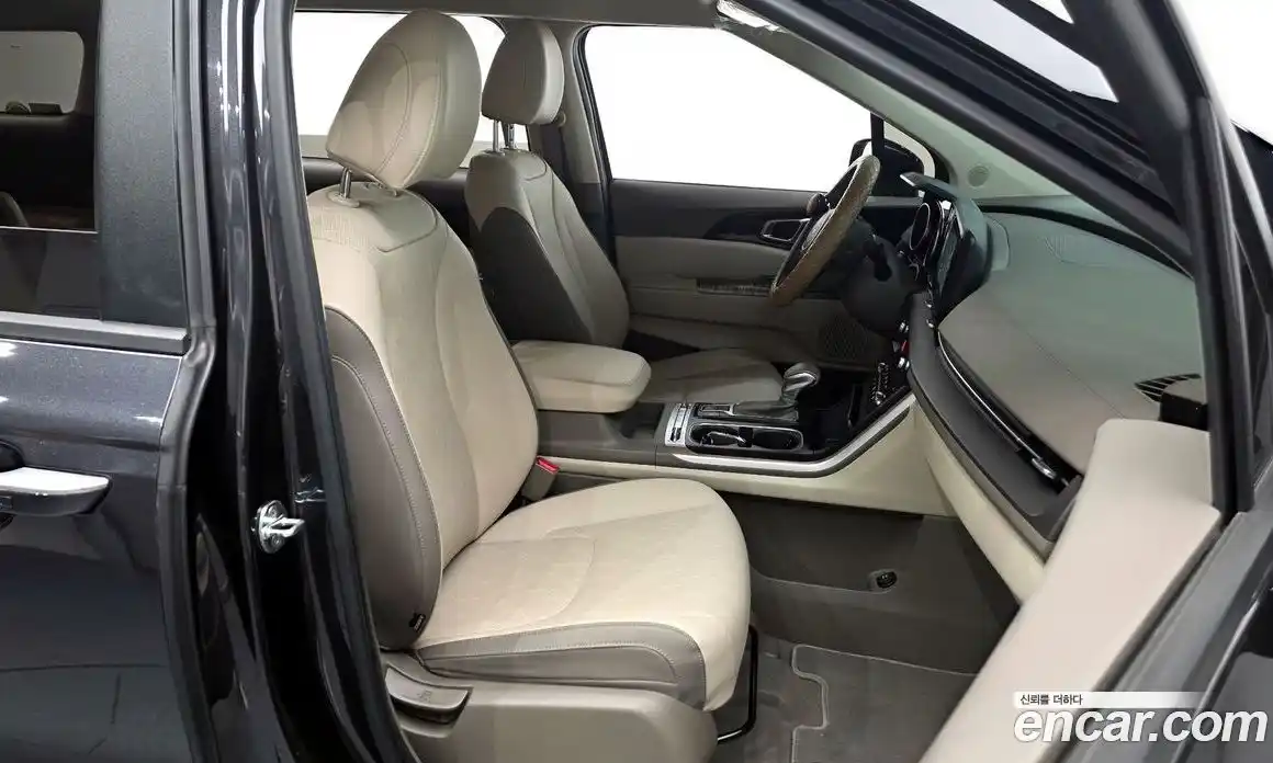 Kia Canival 2021 2.2 Автомат в Москве № 798112, фото 11